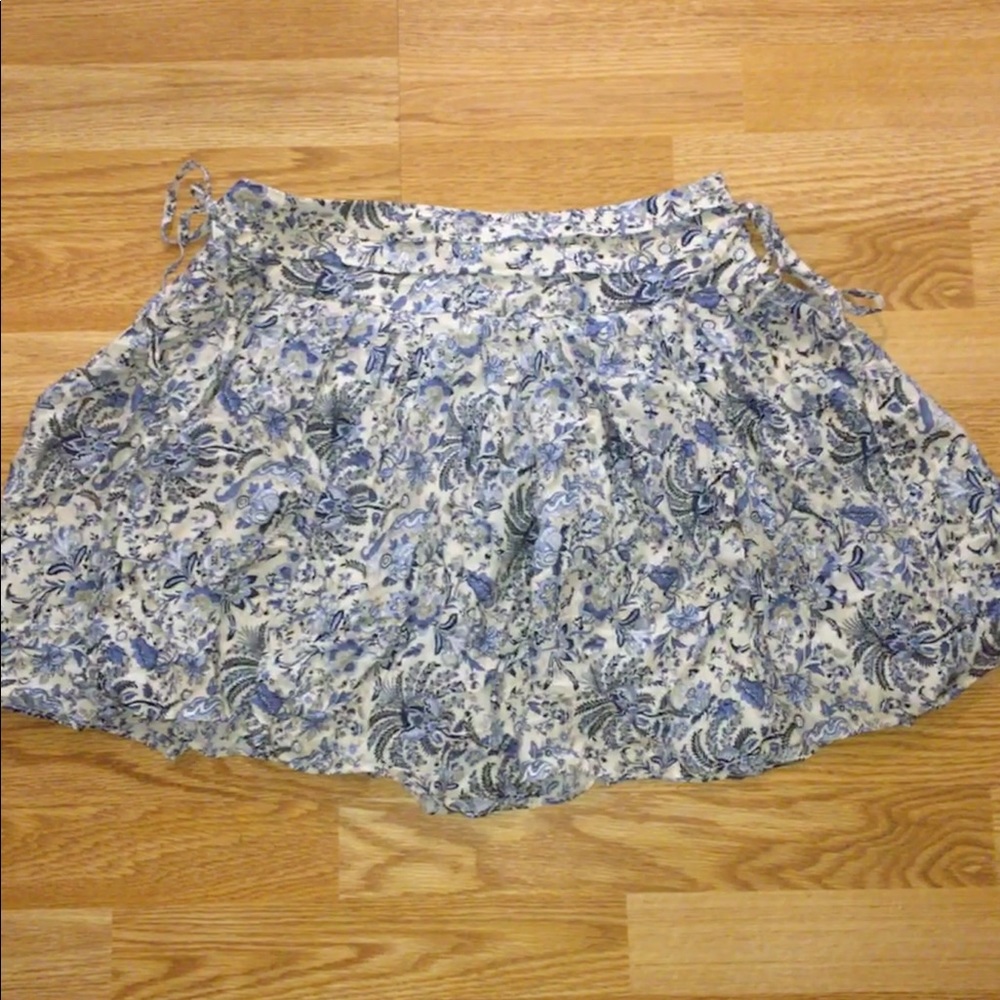 White and Blue Floral Mini Skirt